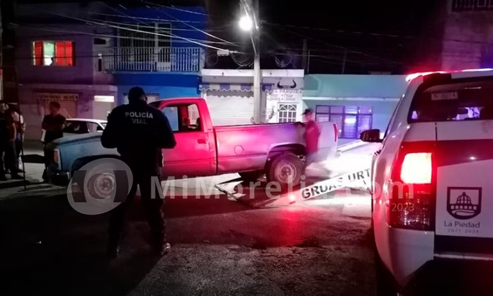 Ebrio arrolla a policía en Michoacán Ebrio arrolla a policía en Michoacán
